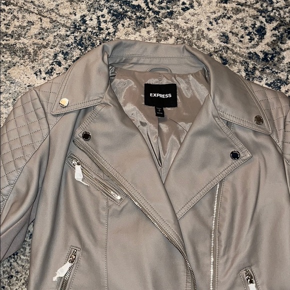 Express Motor Jacket Leather Style - Picture 2 of 6